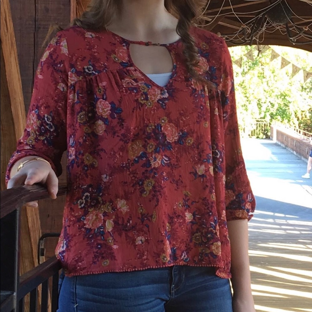 American Eagle Floral Blouse